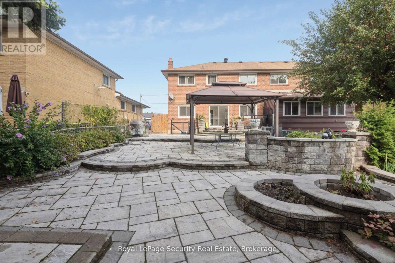 128 Sentinel Road W, Toronto, Ontario  M3J 1T2 - Photo 46 - W12764034