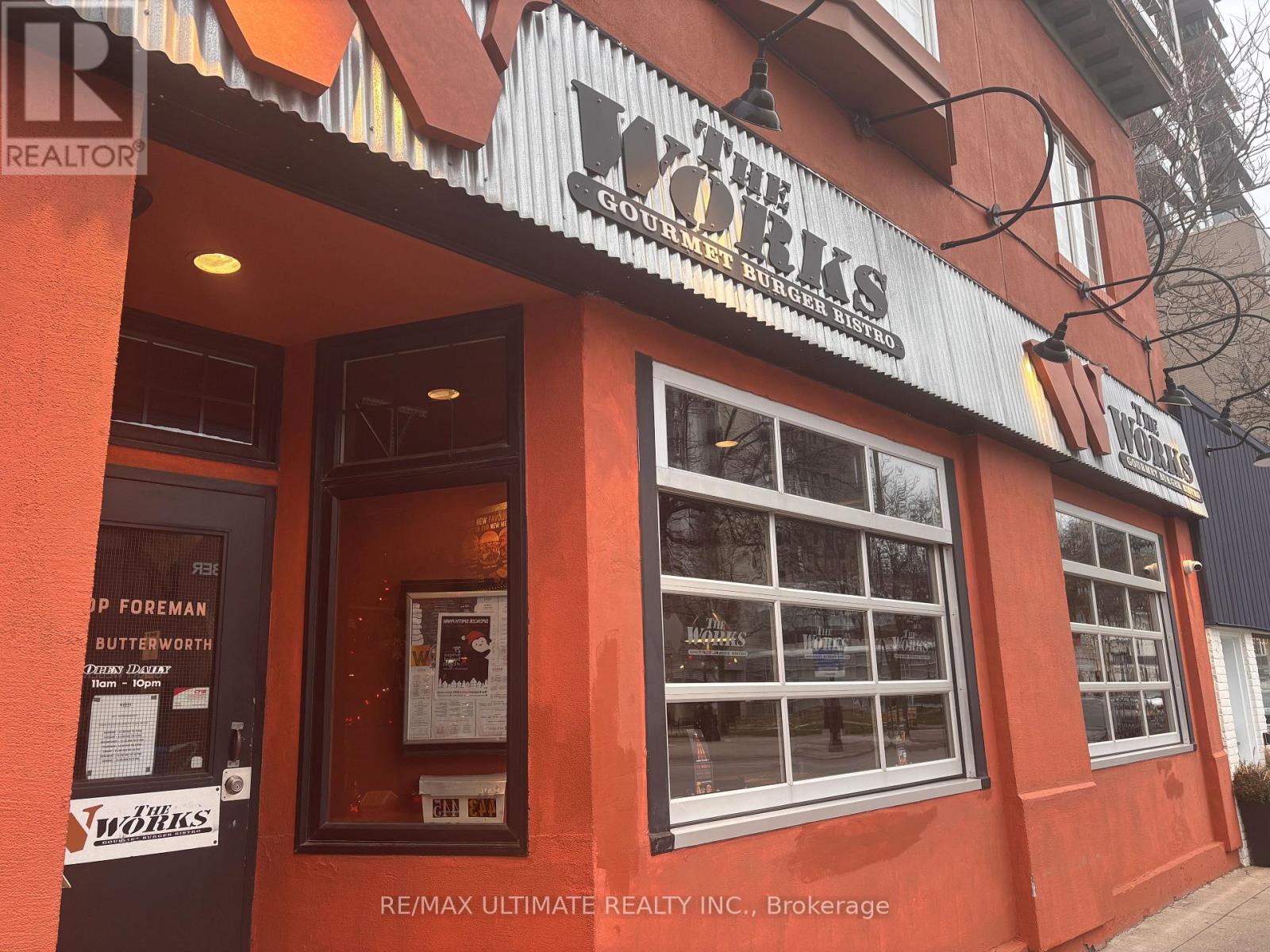 443 BRANT STREET, Burlington, Ontario