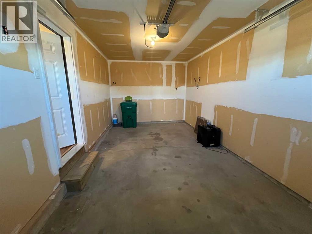 833 Mt Sundance Manor W, Lethbridge, Alberta  T1J 1X5 - Photo 16 - A2284361