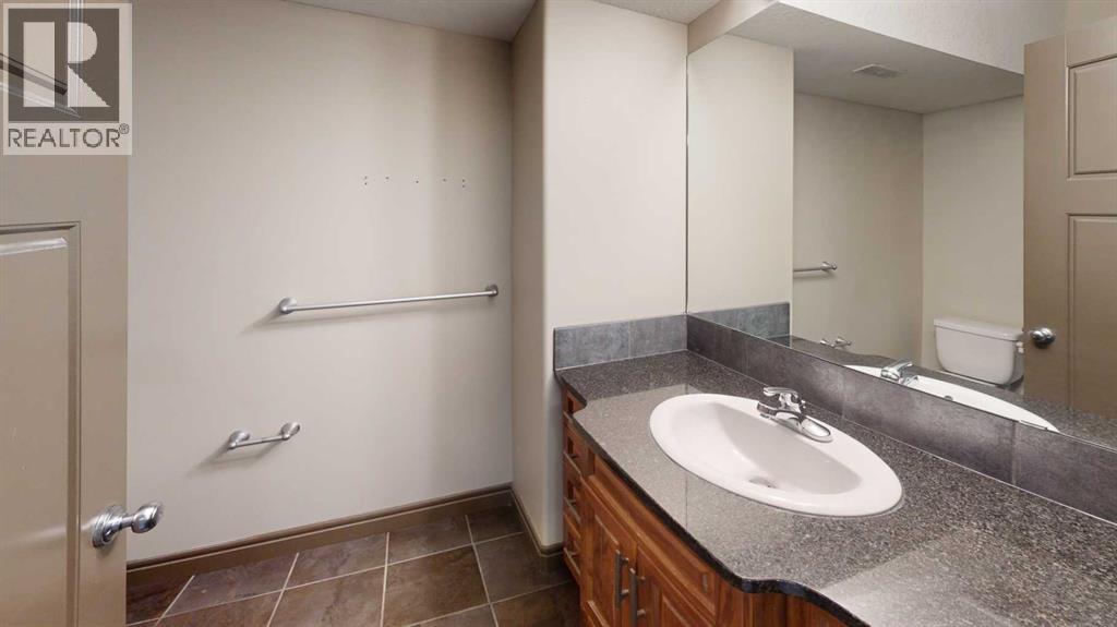 833 Mt Sundance Manor W, Lethbridge, Alberta  T1J 1X5 - Photo 7 - A2284361