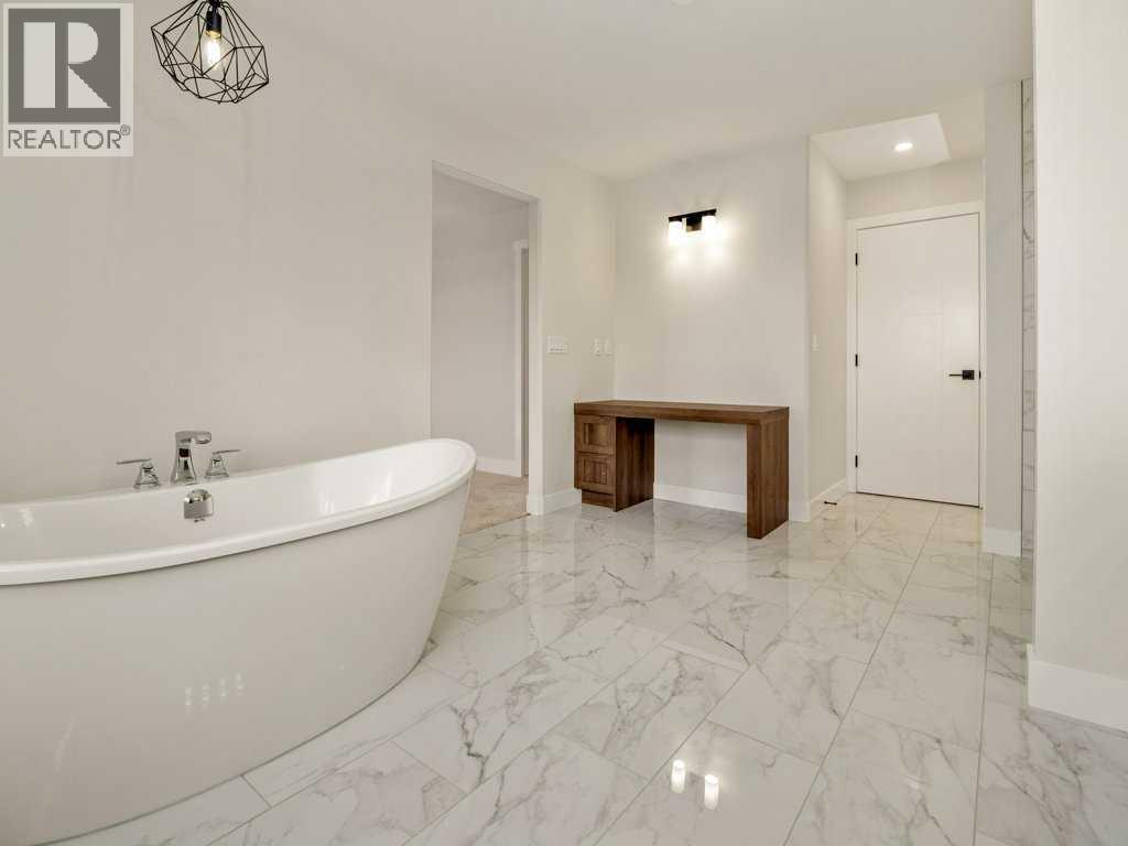 4517 40 Avenue S, Lethbridge, Alberta  T1K 8G2 - Photo 30 - A2284191