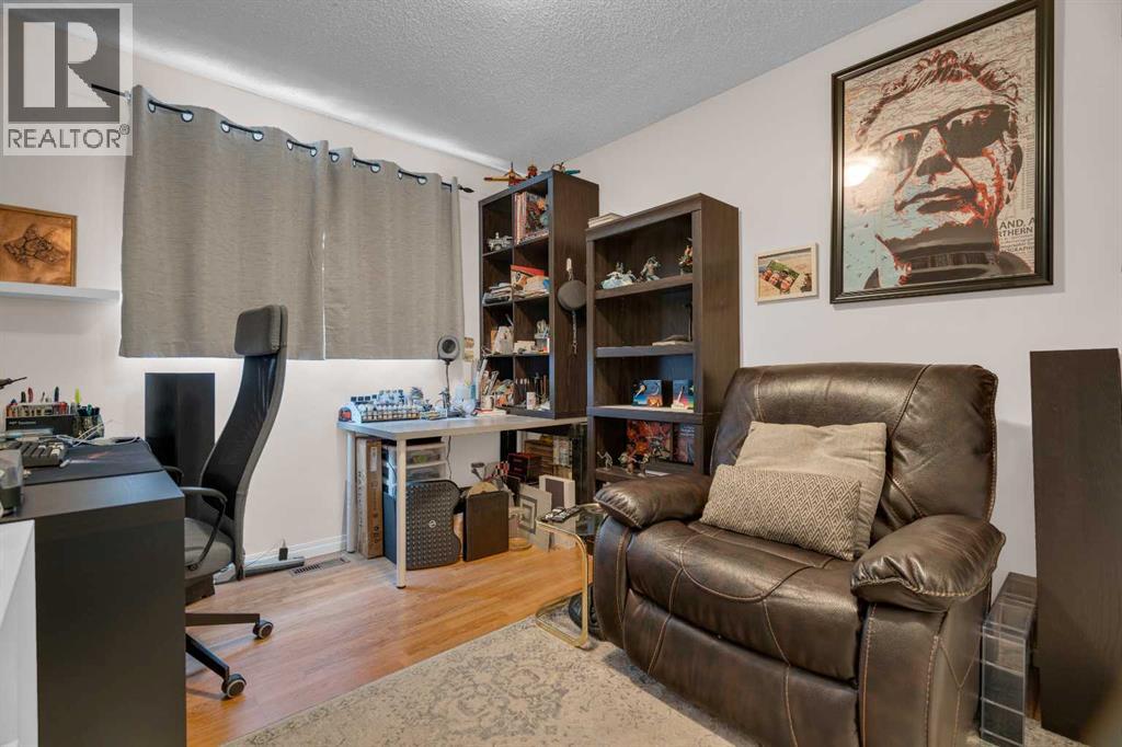 3 Booth Crescent, Irricana, Alberta  T0M 1B0 - Photo 14 - A2271336