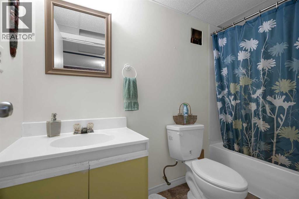 3 Booth Crescent, Irricana, Alberta  T0M 1B0 - Photo 22 - A2271336