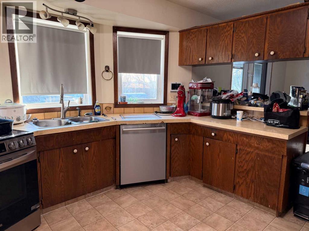 5214 38 Avenue, Taber, Alberta  T1G 1B8 - Photo 12 - A2278719