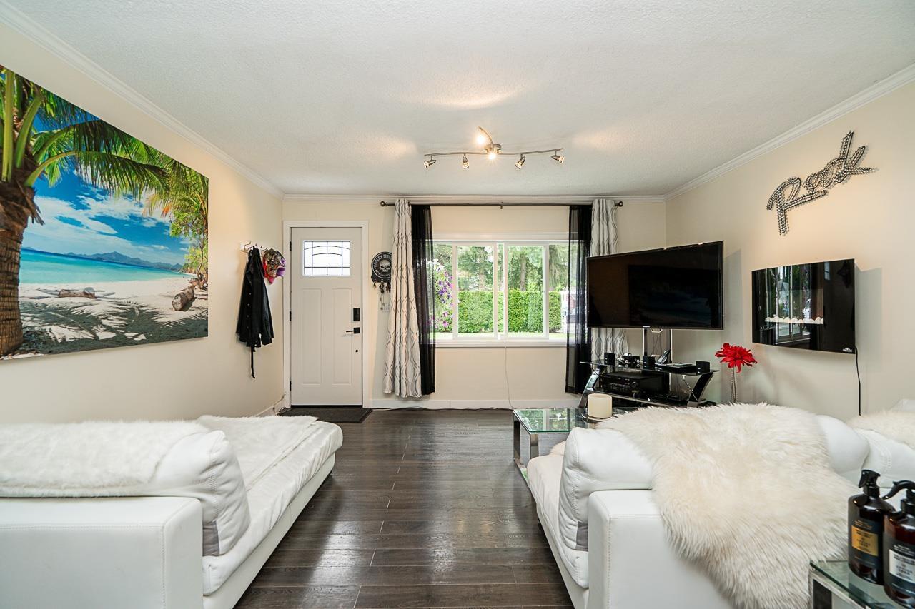 3742 204 Street, Langley, British Columbia  V3A 1X4 - Photo 6 - R3071466