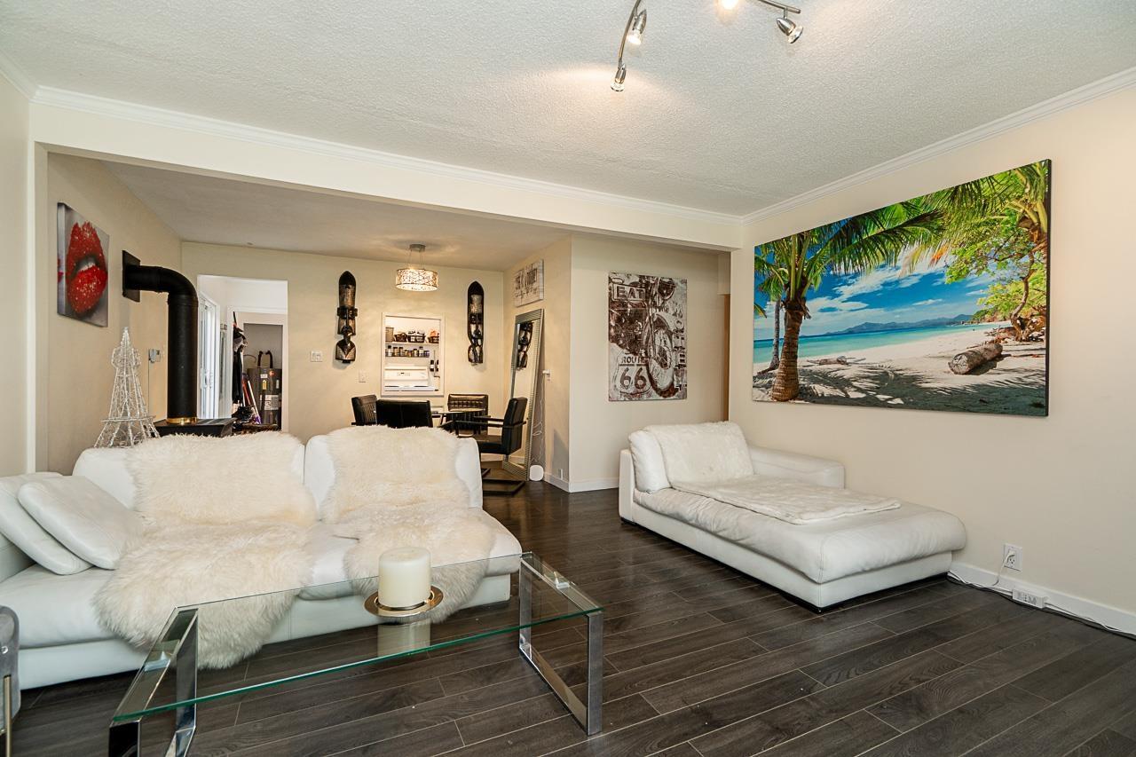 3742 204 Street, Langley, British Columbia  V3A 1X4 - Photo 5 - R3071466