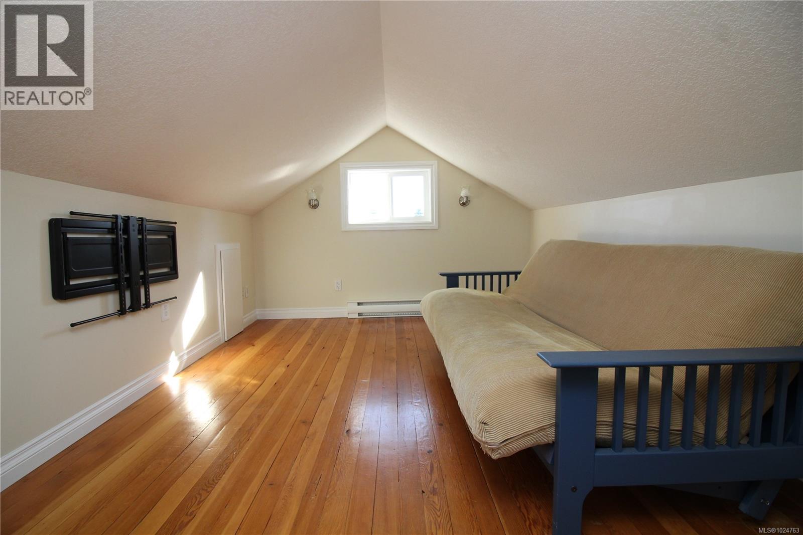 525 Gatacre St, Ladysmith, British Columbia  V9G 1A3 - Photo 11 - 1024763