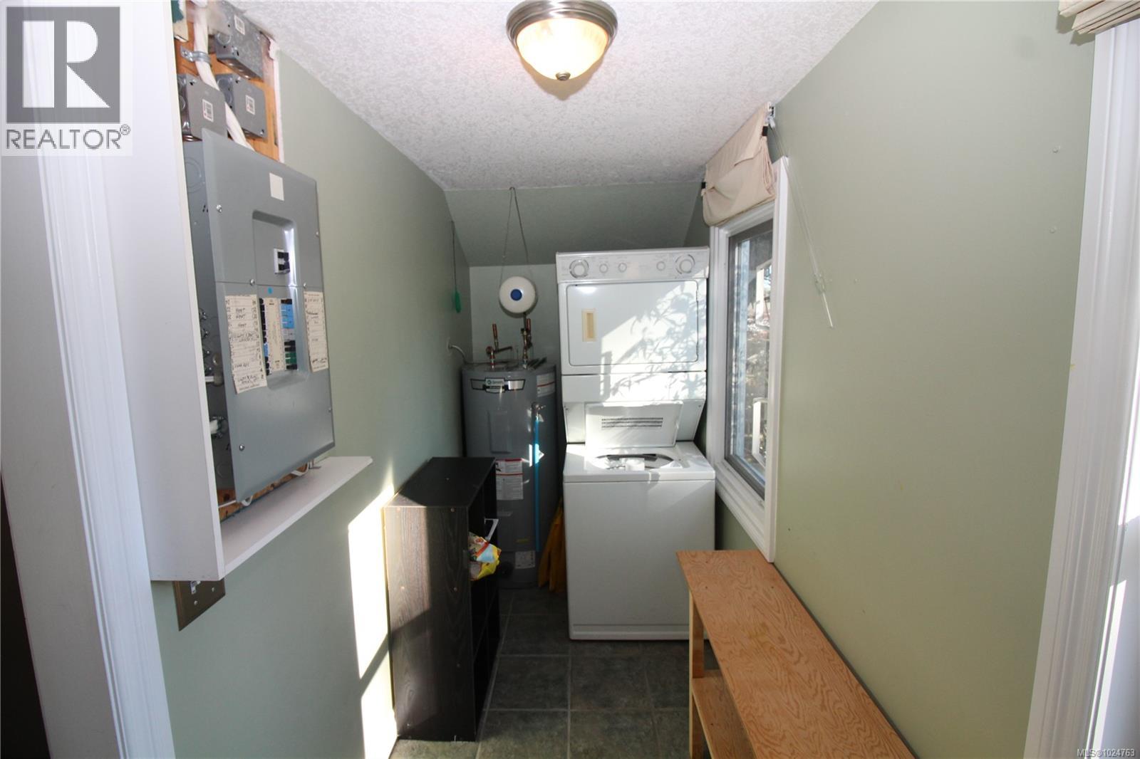 525 Gatacre St, Ladysmith, British Columbia  V9G 1A3 - Photo 14 - 1024763