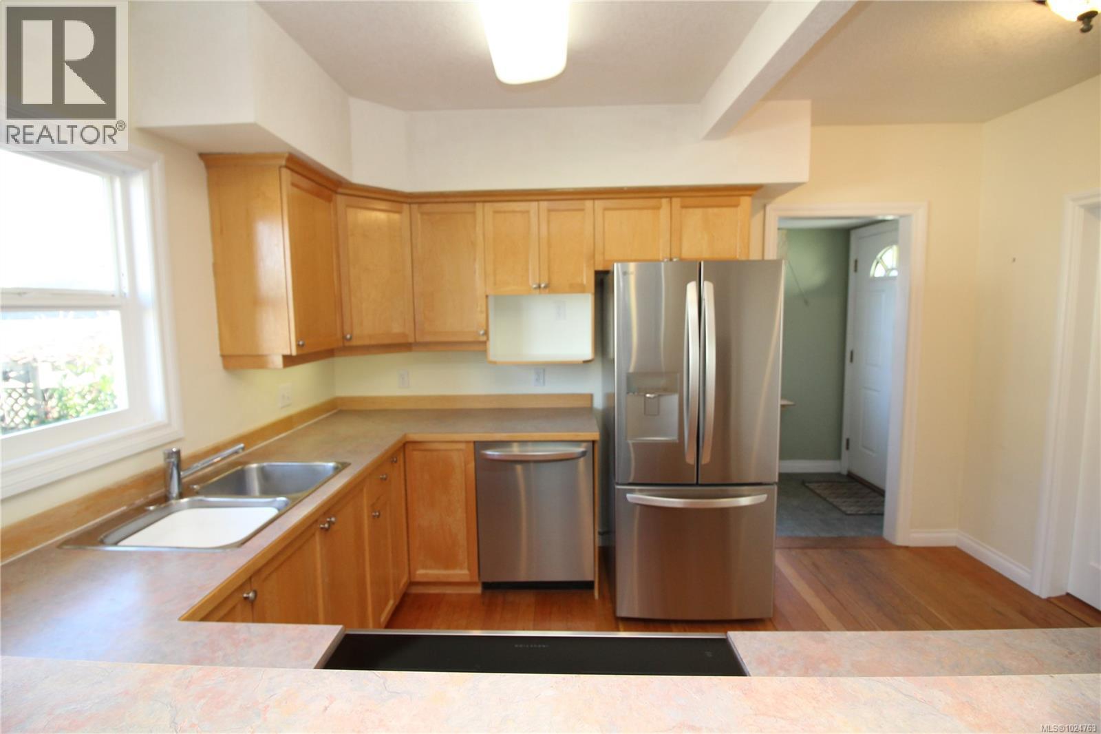 525 Gatacre St, Ladysmith, British Columbia  V9G 1A3 - Photo 4 - 1024763