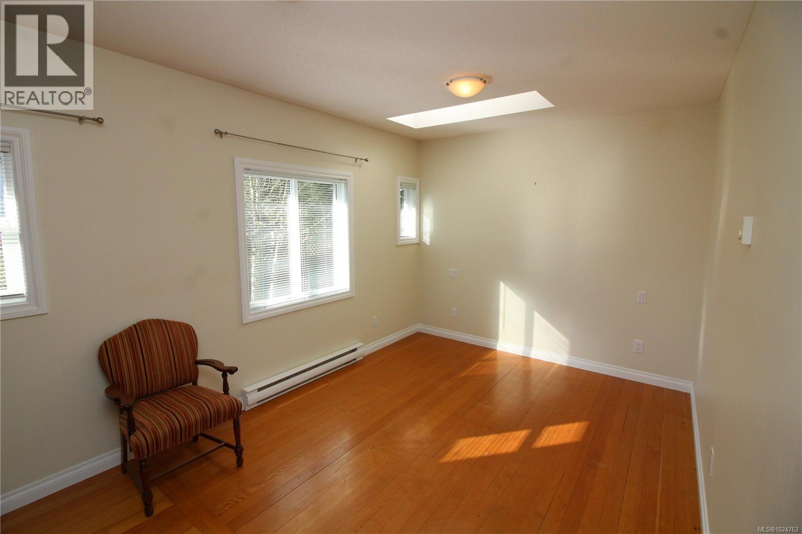 525 Gatacre St, Ladysmith, British Columbia  V9G 1A3 - Photo 6 - 1024763