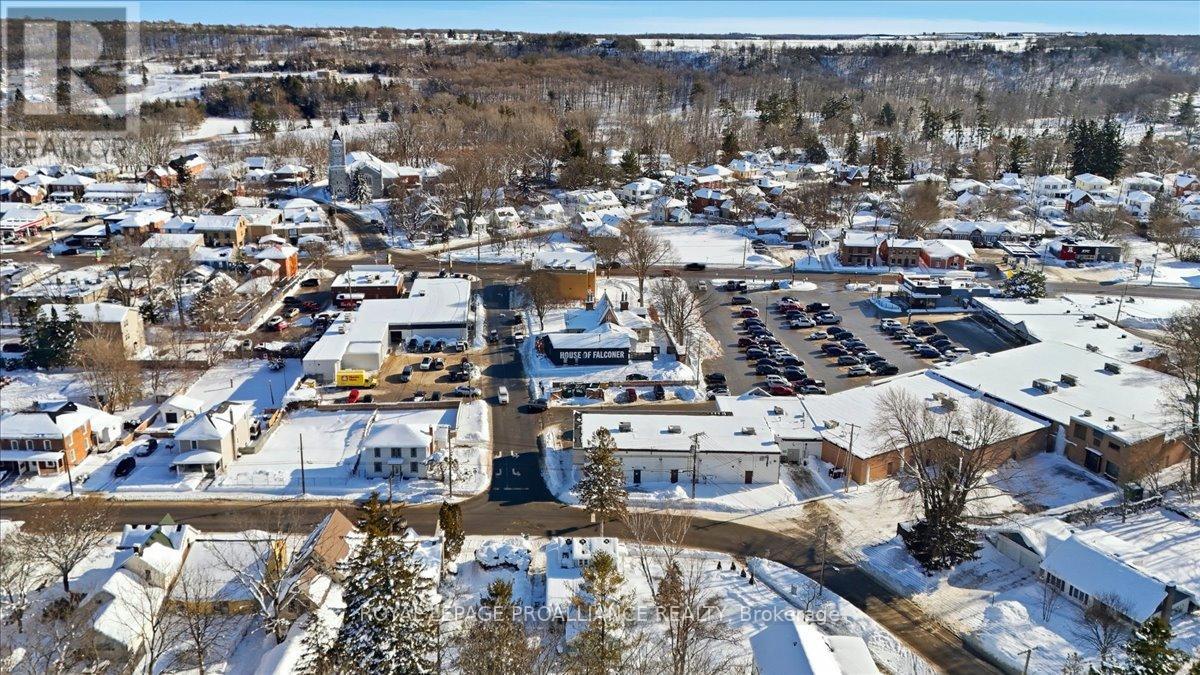 17 King Street, Prince Edward County (Picton Ward), Ontario  K0K 2T0 - Photo 31 - X12763532