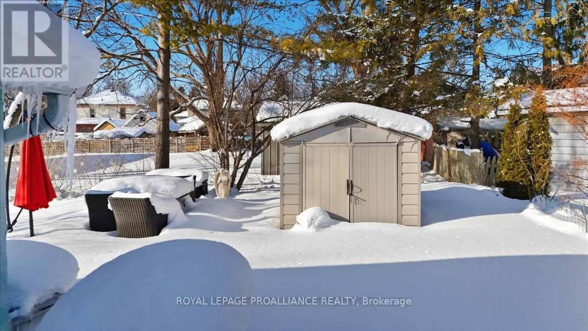 17 King Street, Prince Edward County (Picton Ward), Ontario  K0K 2T0 - Photo 29 - X12763532