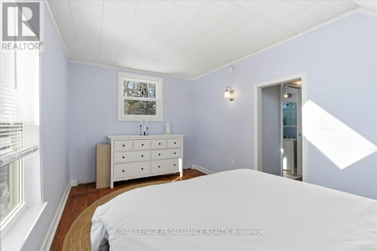 17 King Street, Prince Edward County (Picton Ward), Ontario  K0K 2T0 - Photo 25 - X12763532