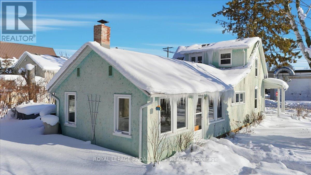 17 King Street, Prince Edward County (Picton Ward), Ontario  K0K 2T0 - Photo 28 - X12763532