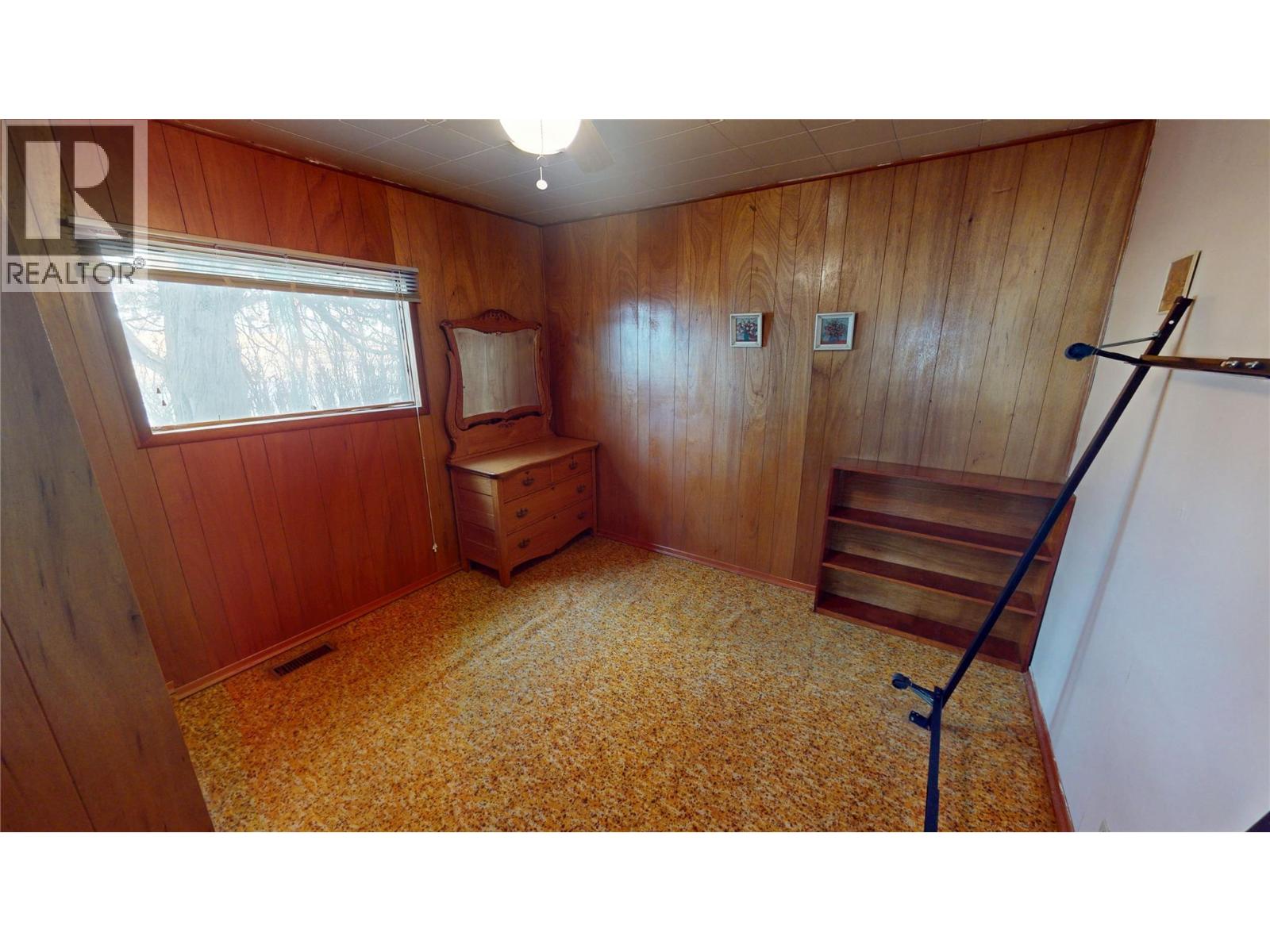 227 9th Avenue S, Cranbrook, British Columbia  V1C 2M4 - Photo 18 - 10375102