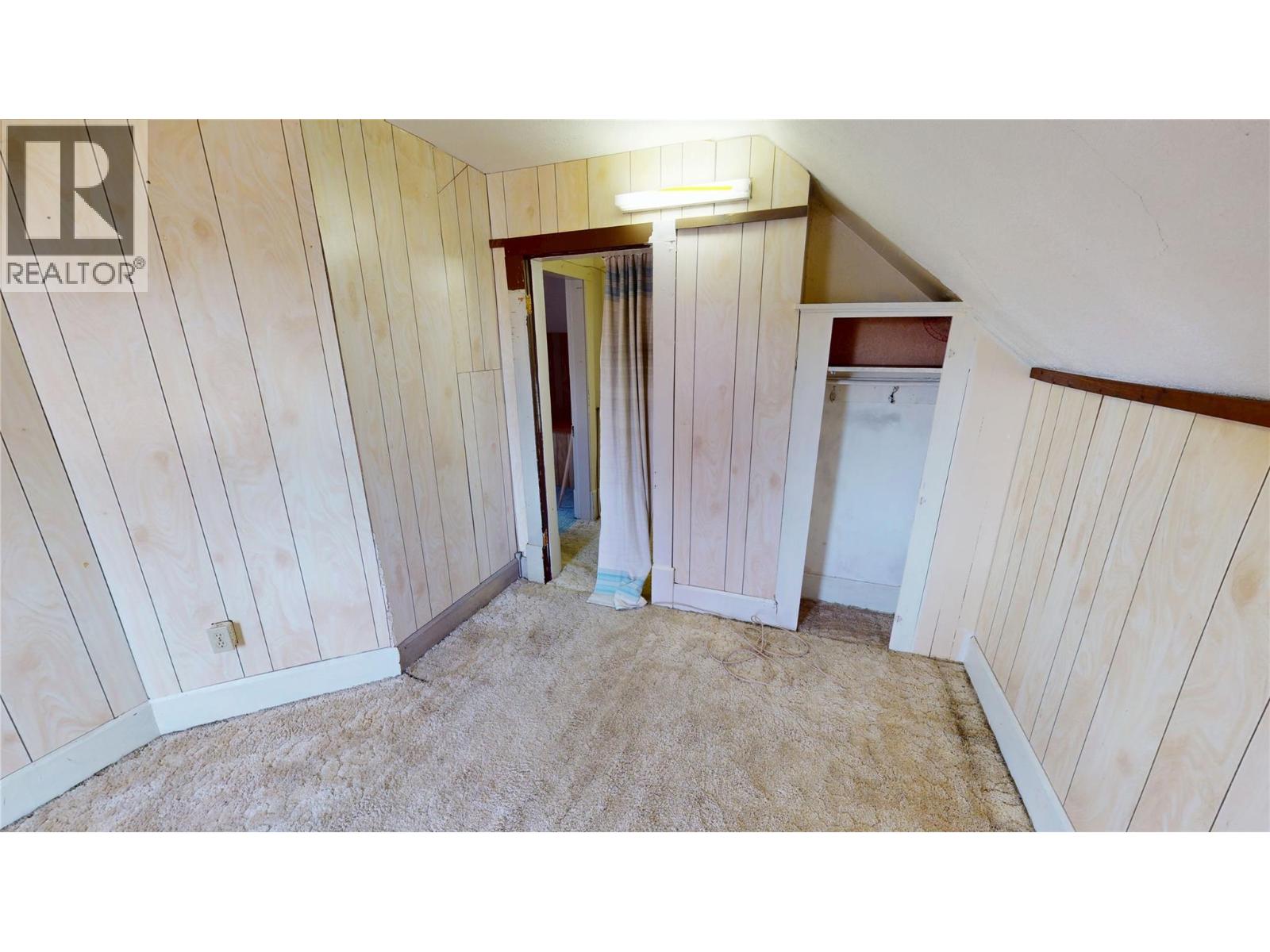 227 9th Avenue S, Cranbrook, British Columbia  V1C 2M4 - Photo 24 - 10375102