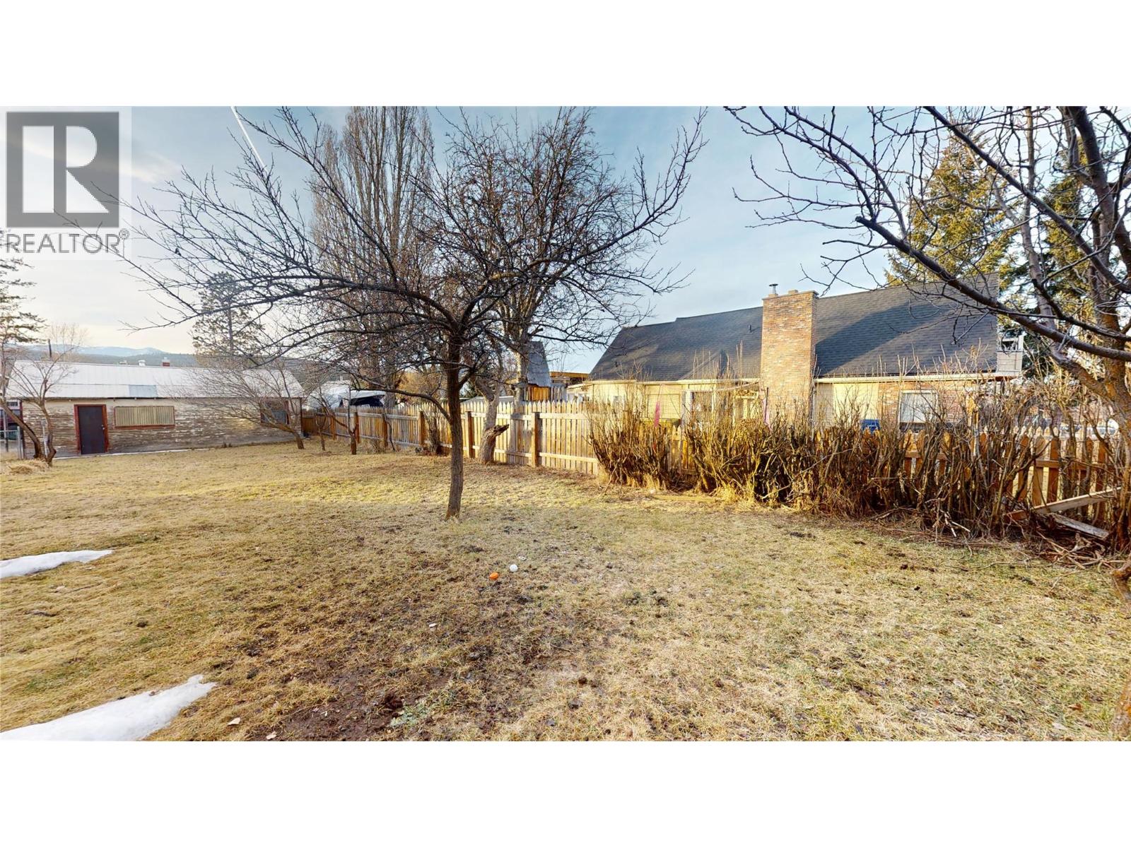 227 9th Avenue S, Cranbrook, British Columbia  V1C 2M4 - Photo 28 - 10375102