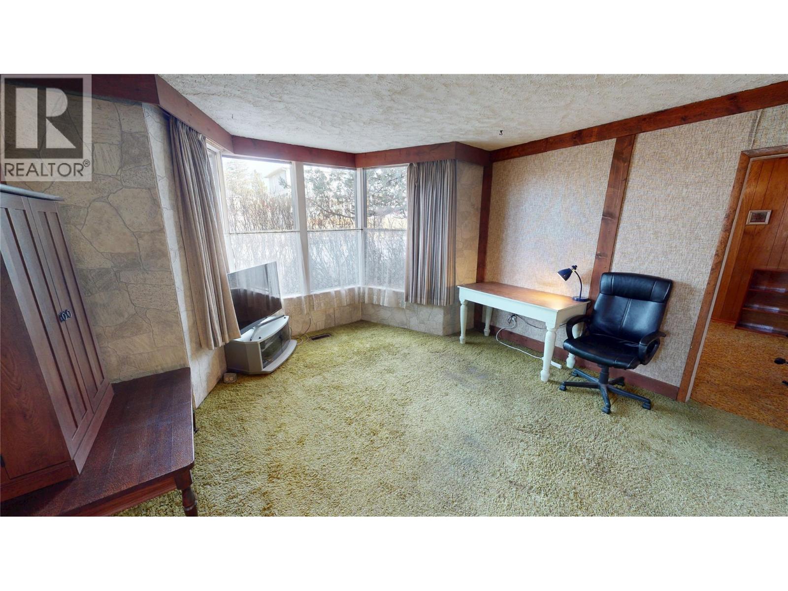 227 9th Avenue S, Cranbrook, British Columbia  V1C 2M4 - Photo 6 - 10375102