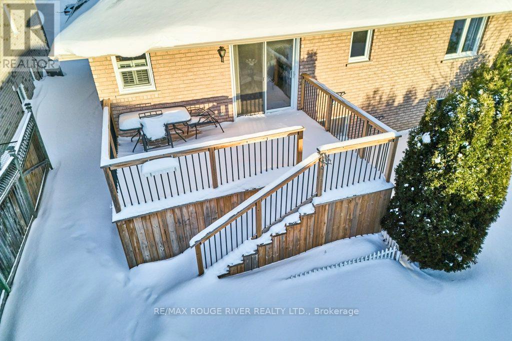 26 Eakins Crescent, Kawartha Lakes, Ontario  K9V 6J9 - Photo 15 - X12764074