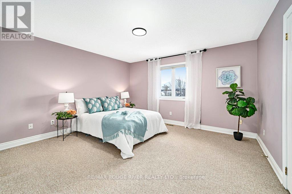 26 Eakins Crescent, Kawartha Lakes, Ontario  K9V 6J9 - Photo 26 - X12764074