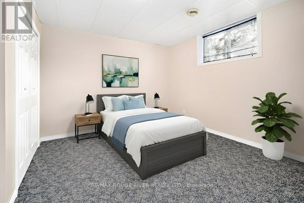 26 Eakins Crescent, Kawartha Lakes, Ontario  K9V 6J9 - Photo 39 - X12764074