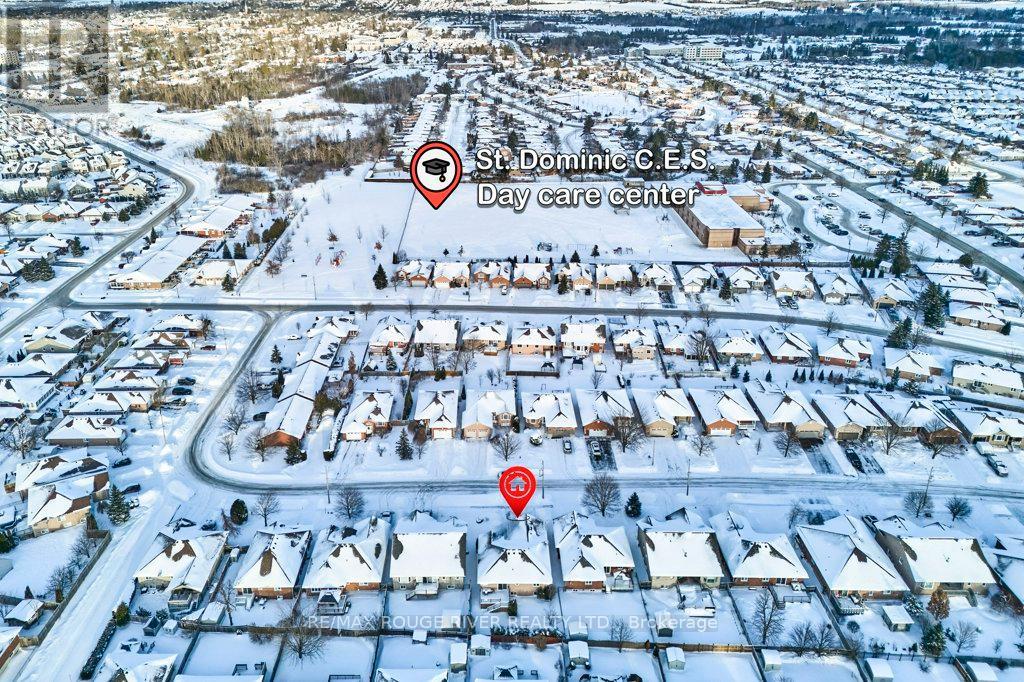 26 Eakins Crescent, Kawartha Lakes, Ontario  K9V 6J9 - Photo 45 - X12764074