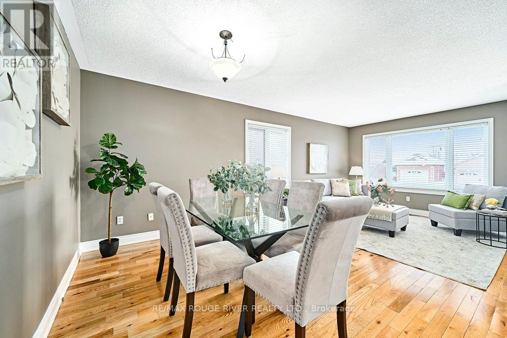 26 Eakins Crescent, Kawartha Lakes, Ontario  K9V 6J9 - Photo 8 - X12764074