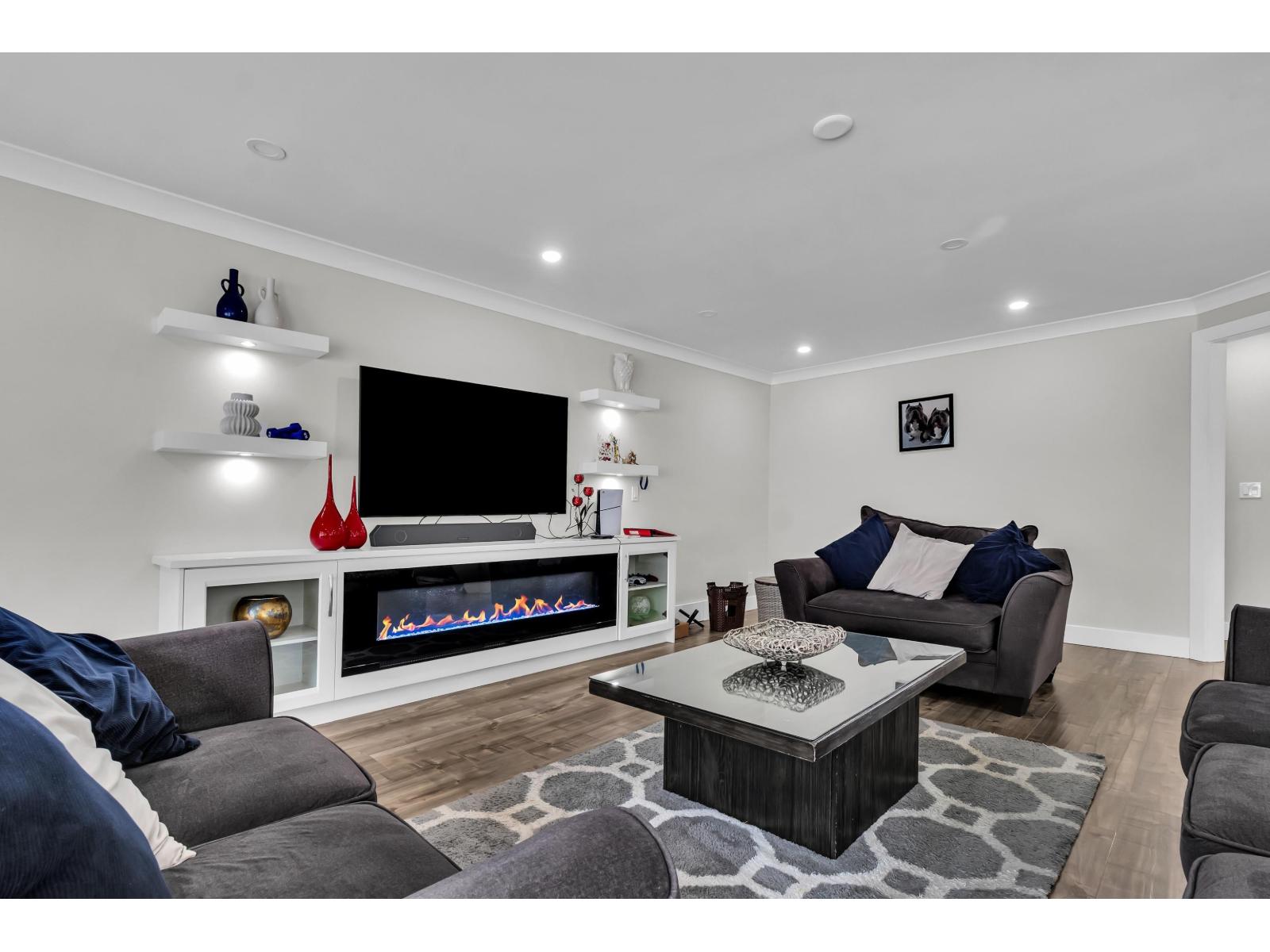 6748 123a Street, Surrey, British Columbia  V3W 0Z1 - Photo 13 - R3086287