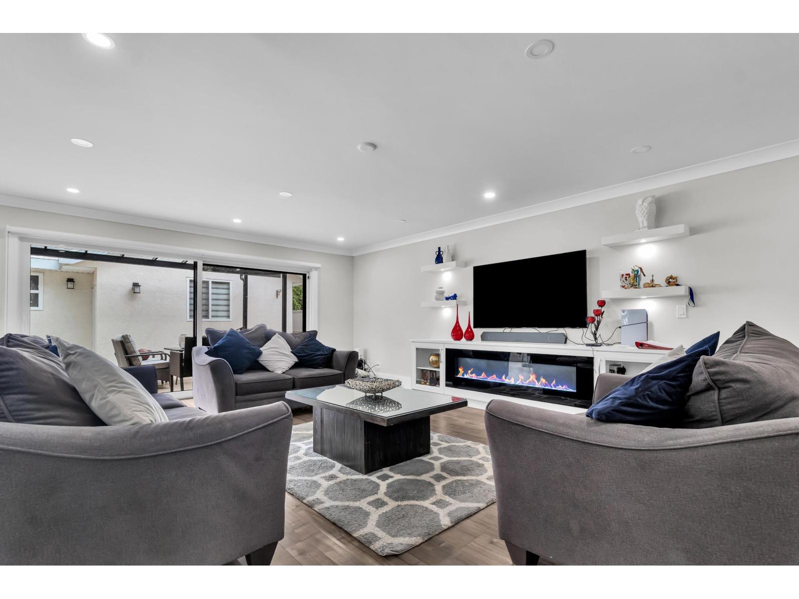 6748 123a Street, Surrey, British Columbia  V3W 0Z1 - Photo 12 - R3086287