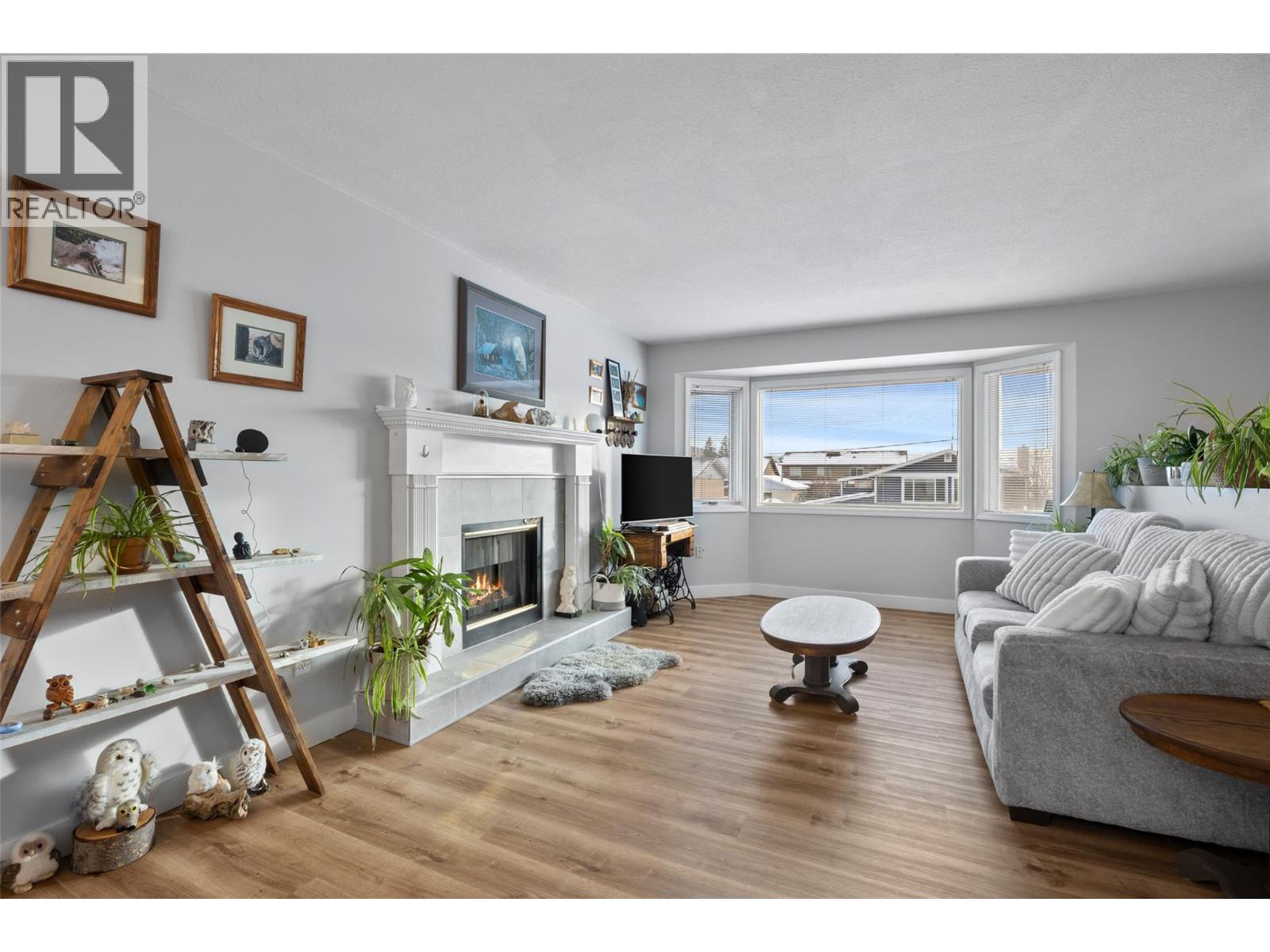 760 Bissette Road, Kamloops, British Columbia  V2B 8H7 - Photo 4 - 10374971