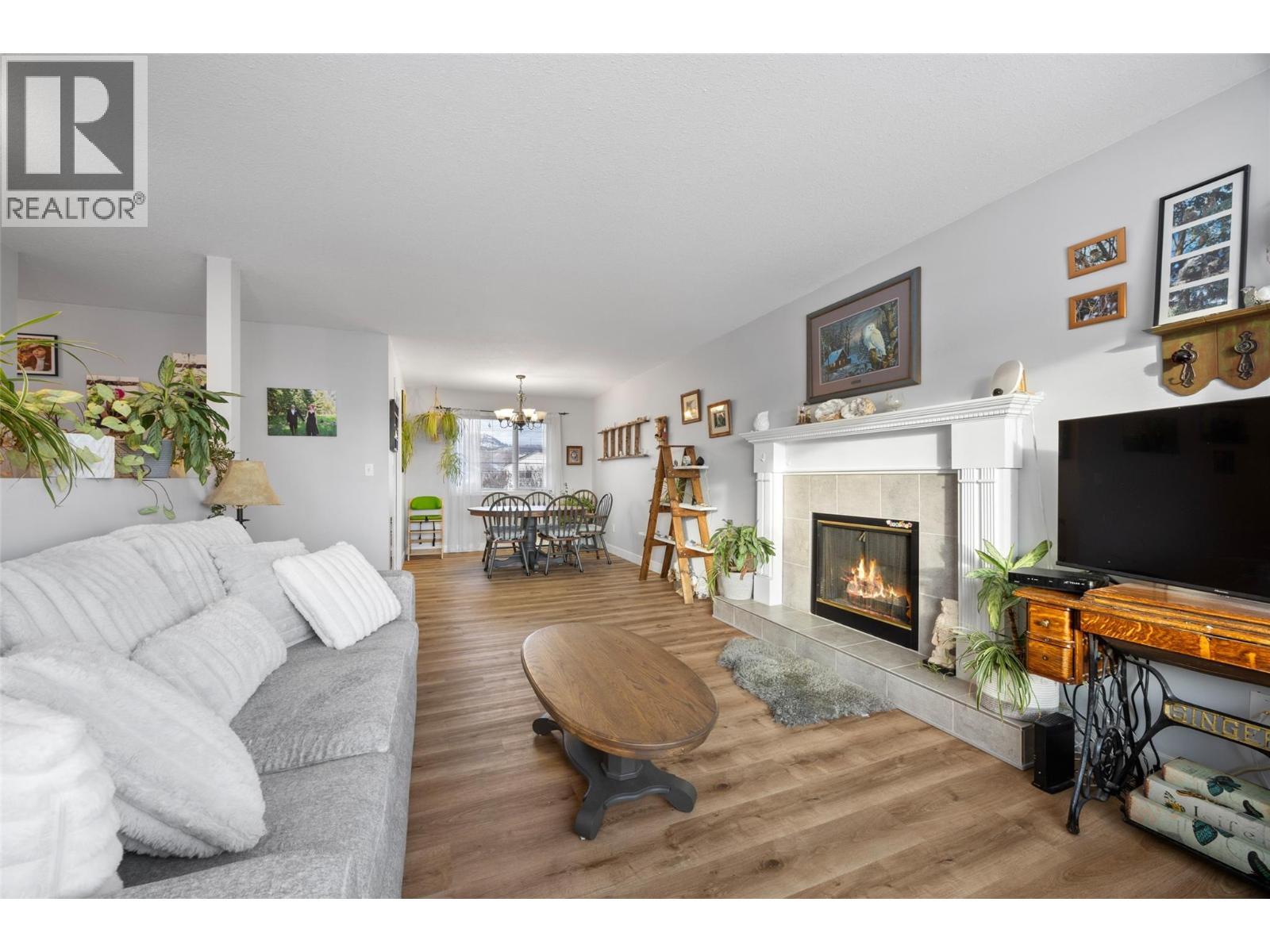 760 Bissette Road, Kamloops, British Columbia  V2B 8H7 - Photo 6 - 10374971