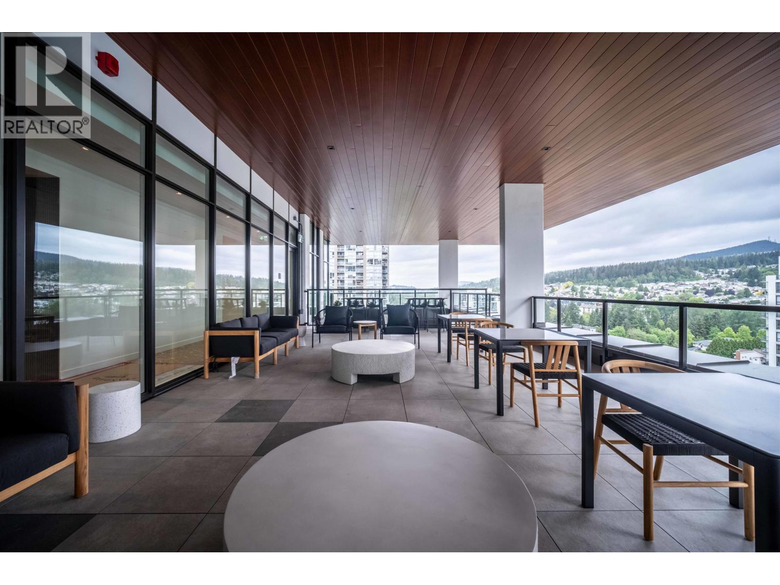 1003 2992 Glen Drive, Coquitlam, British Columbia  V3B 0V2 - Photo 7 - C8075752