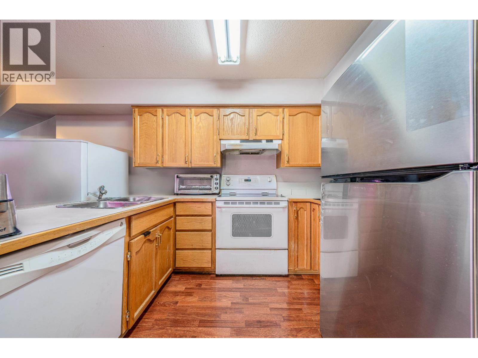 205 11595 Fraser Street, Maple Ridge, British Columbia  V2X 0X7 - Photo 6 - R3087125