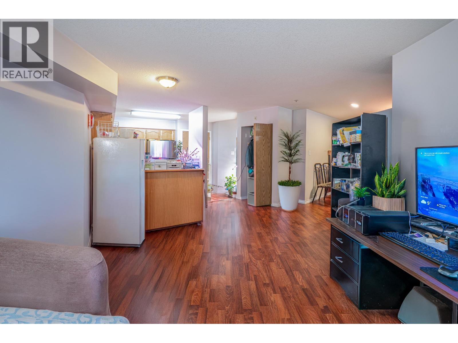 205 11595 Fraser Street, Maple Ridge, British Columbia  V2X 0X7 - Photo 17 - R3087125