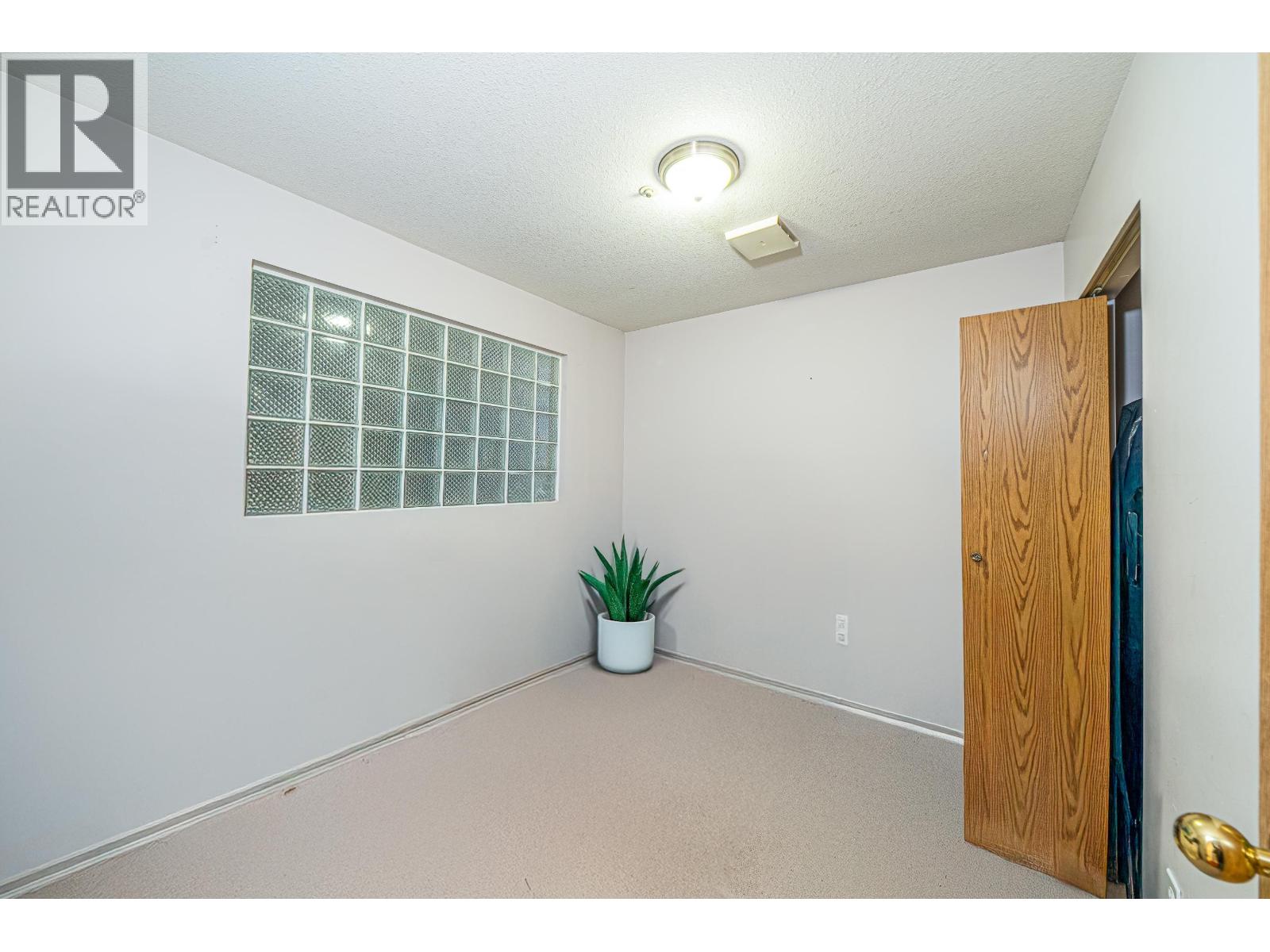 205 11595 Fraser Street, Maple Ridge, British Columbia  V2X 0X7 - Photo 28 - R3087125