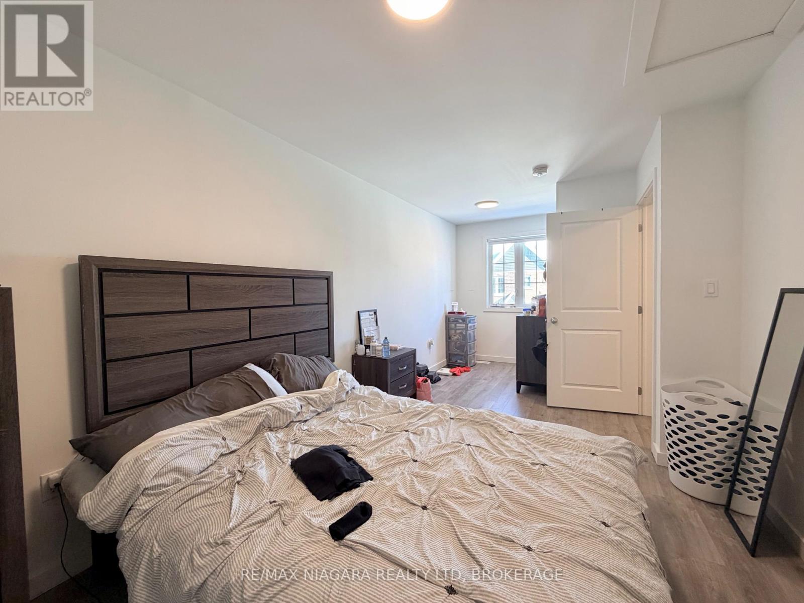 29 Waterleaf Trail, Welland, Ontario  L3C 0H6 - Photo 12 - X12764152