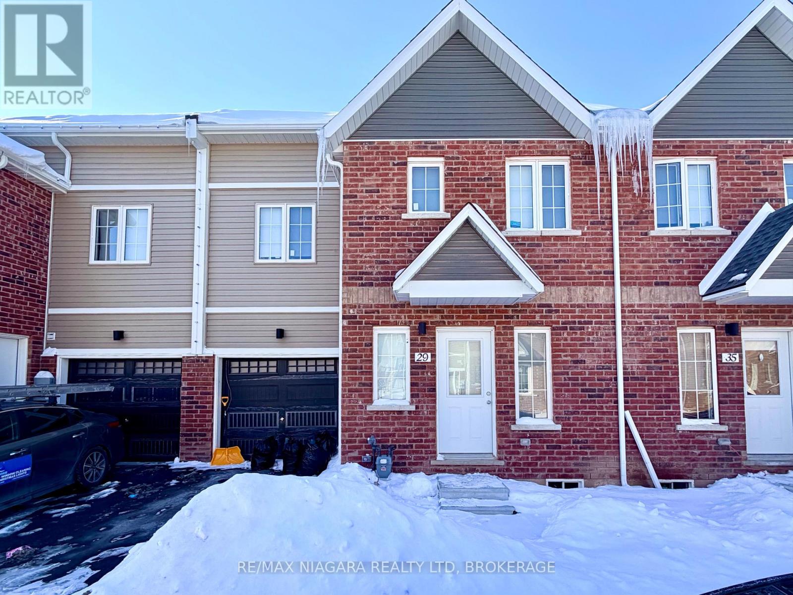 29 Waterleaf Trail, Welland, Ontario  L3C 0H6 - Photo 2 - X12764152