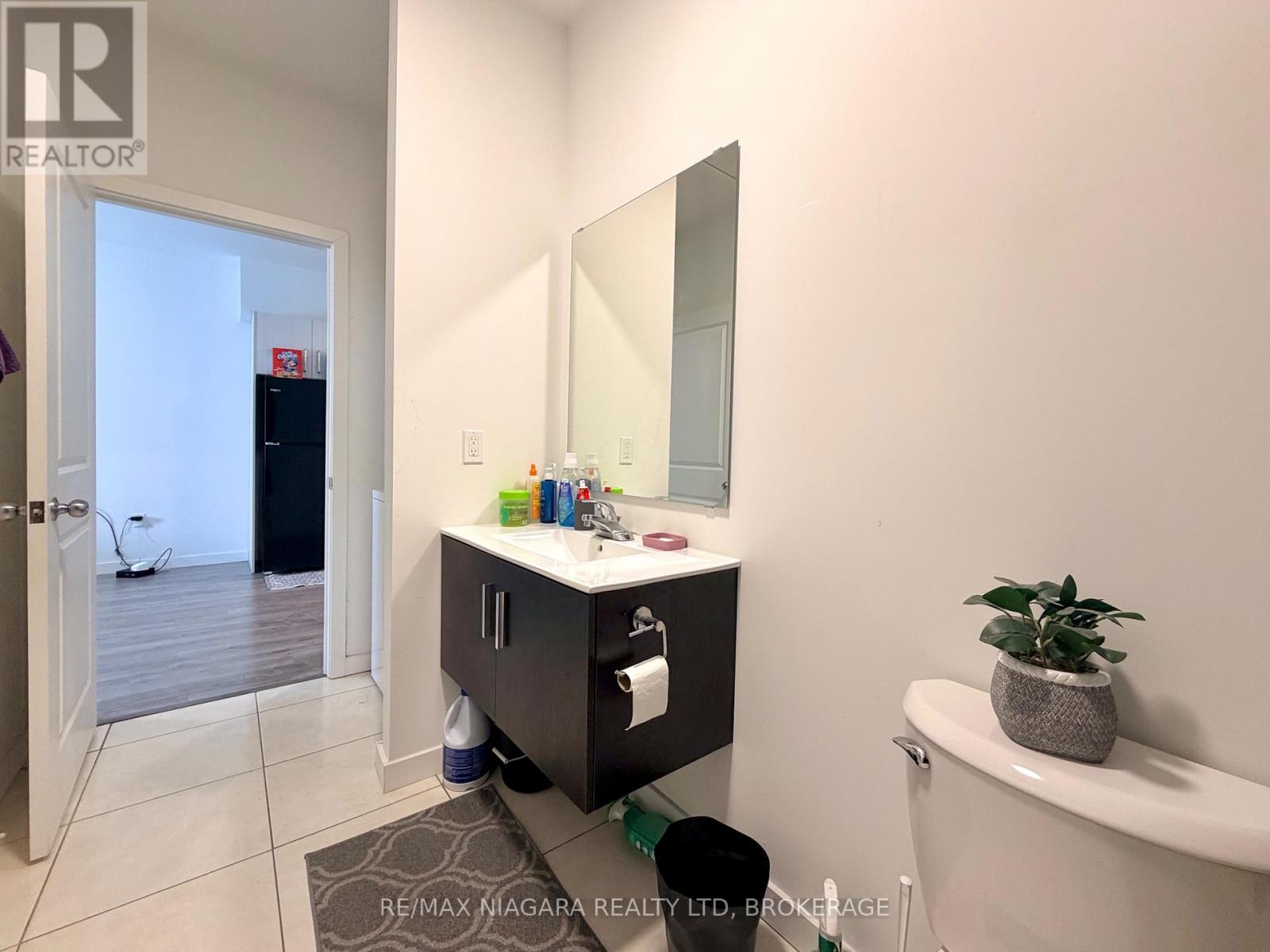 29 Waterleaf Trail, Welland, Ontario  L3C 0H6 - Photo 9 - X12764152