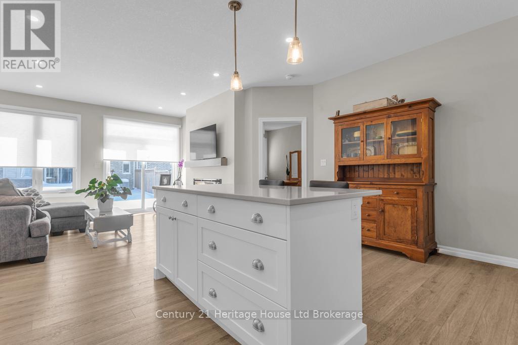 19 Livingston Drive, Tillsonburg, Ontario  N4G 0J3 - Photo 18 - X12764156