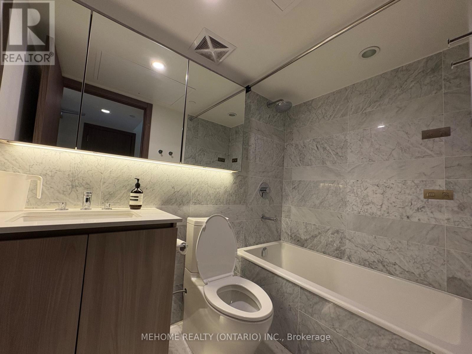 2507 - 19 Bathurst Street, Toronto, Ontario  M5V 0N2 - Photo 14 - C12763754