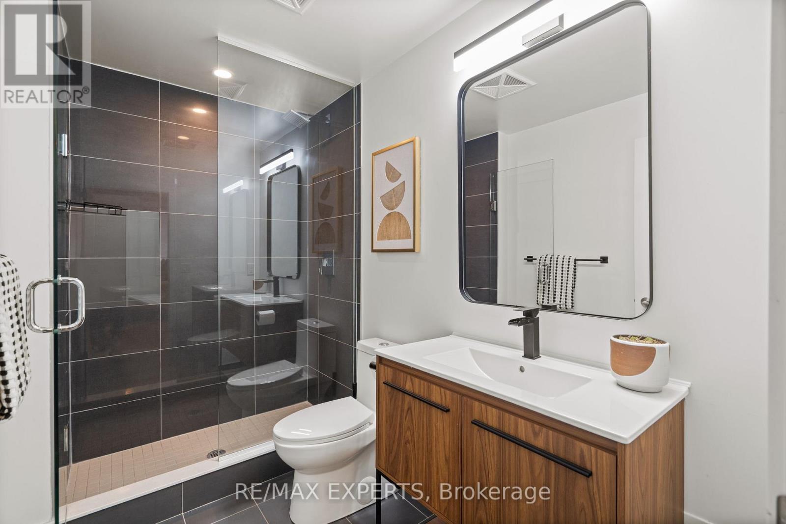 304 - 170 Chiltern Hill Road, Toronto, Ontario  M6C 0A9 - Photo 20 - C12764072