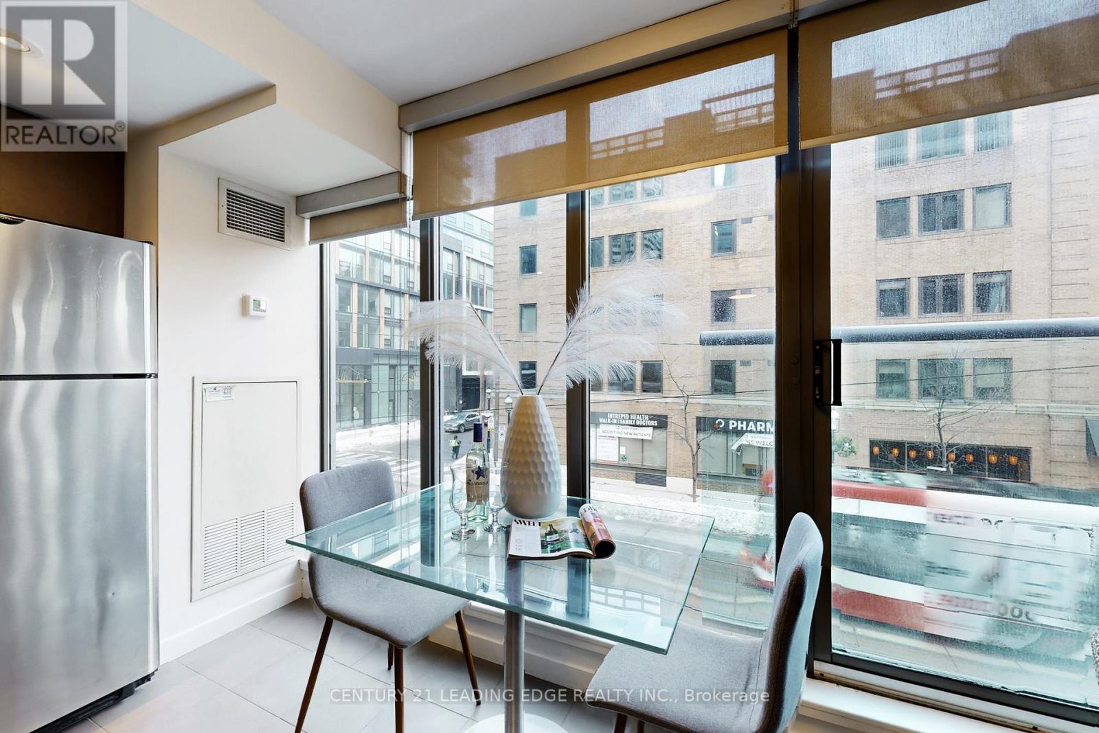 215 - 33 Lombard Street, Toronto, Ontario  M5C 3H8 - Photo 17 - C12764080