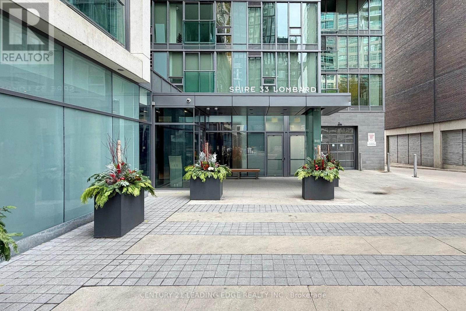 215 - 33 Lombard Street, Toronto, Ontario  M5C 3H8 - Photo 2 - C12764080