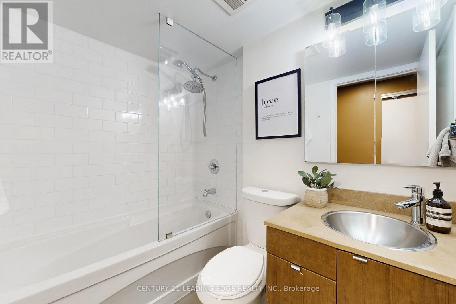 215 - 33 Lombard Street, Toronto, Ontario  M5C 3H8 - Photo 28 - C12764080