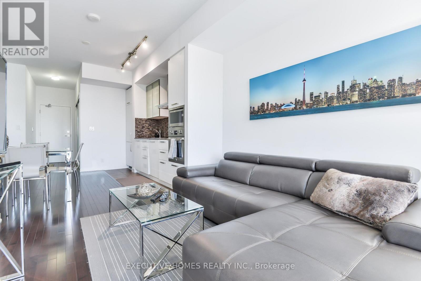 4209 - 12 York Street, Toronto, Ontario  M5J 0A9 - Photo 1 - C12764110