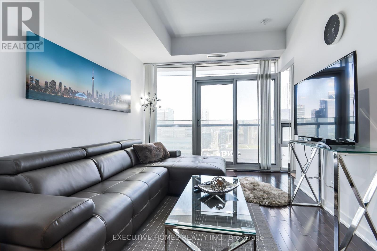 4209 - 12 York Street, Toronto, Ontario  M5J 0A9 - Photo 2 - C12764110