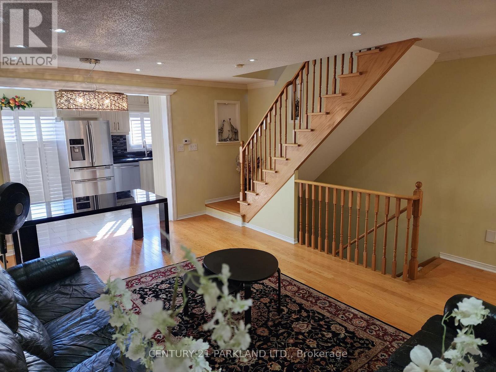 93 Ferrand Drive, Toronto, Ontario  M3C 3Z2 - Photo 4 - C12764116