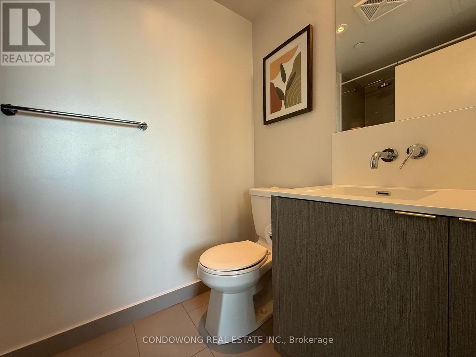 1402 - 100 Harbour St Street, Toronto, Ontario  M5J 0B5 - Photo 8 - C12764118