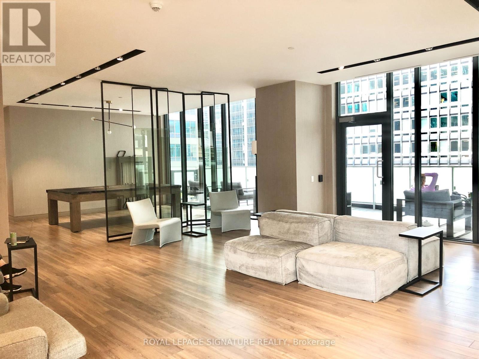 202 - 25 Richmond Street E, Toronto, Ontario  M5C 0A6 - Photo 1 - C12764120