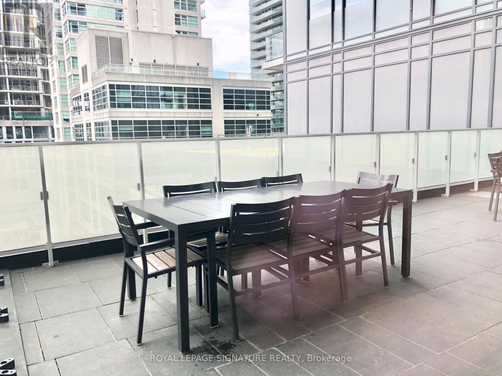 202 - 25 Richmond Street E, Toronto, Ontario  M5C 0A6 - Photo 7 - C12764120